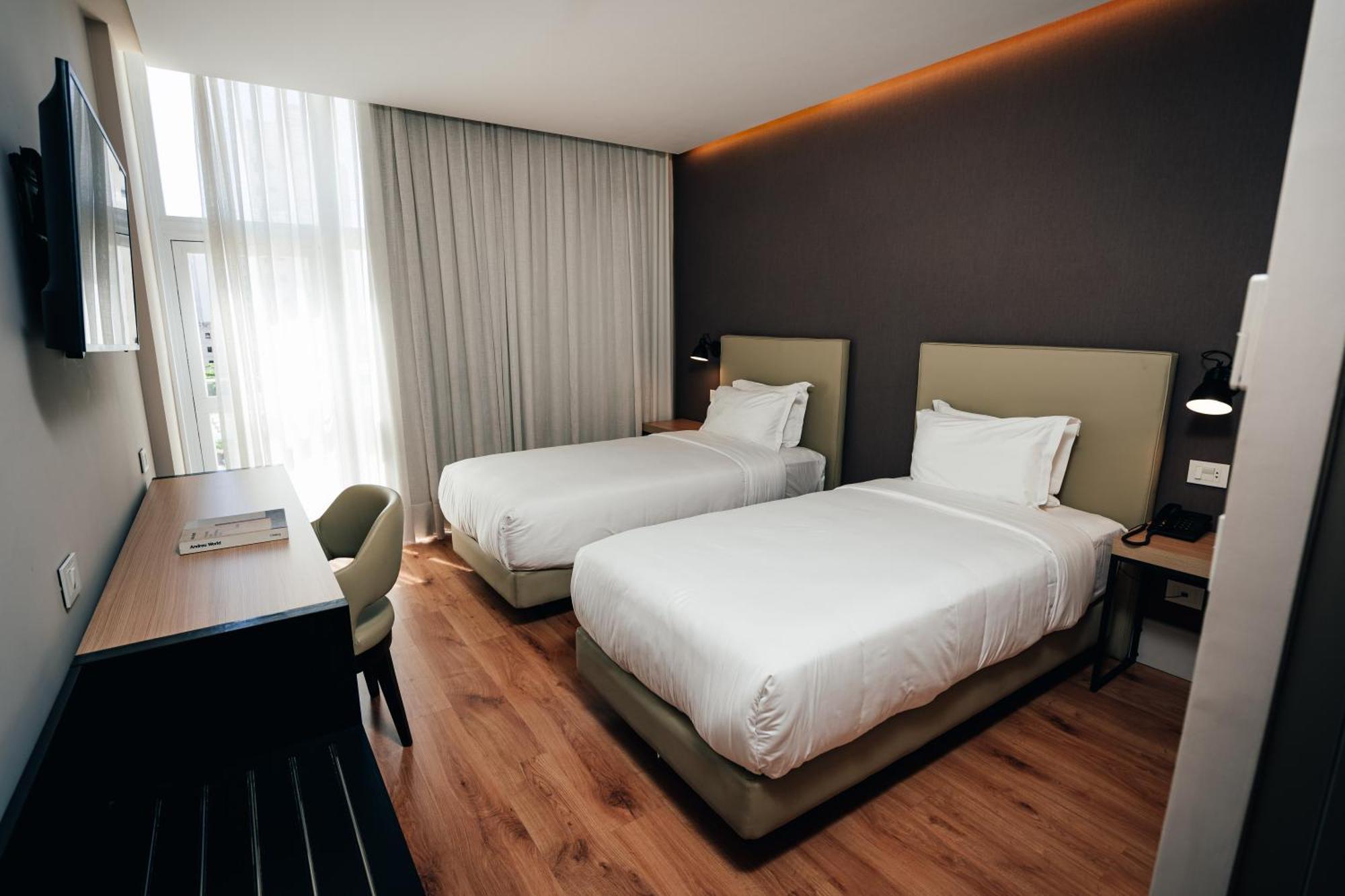 Palmaroga Hotel Asuncion, Tapestry Collection By Hilton 외부 사진