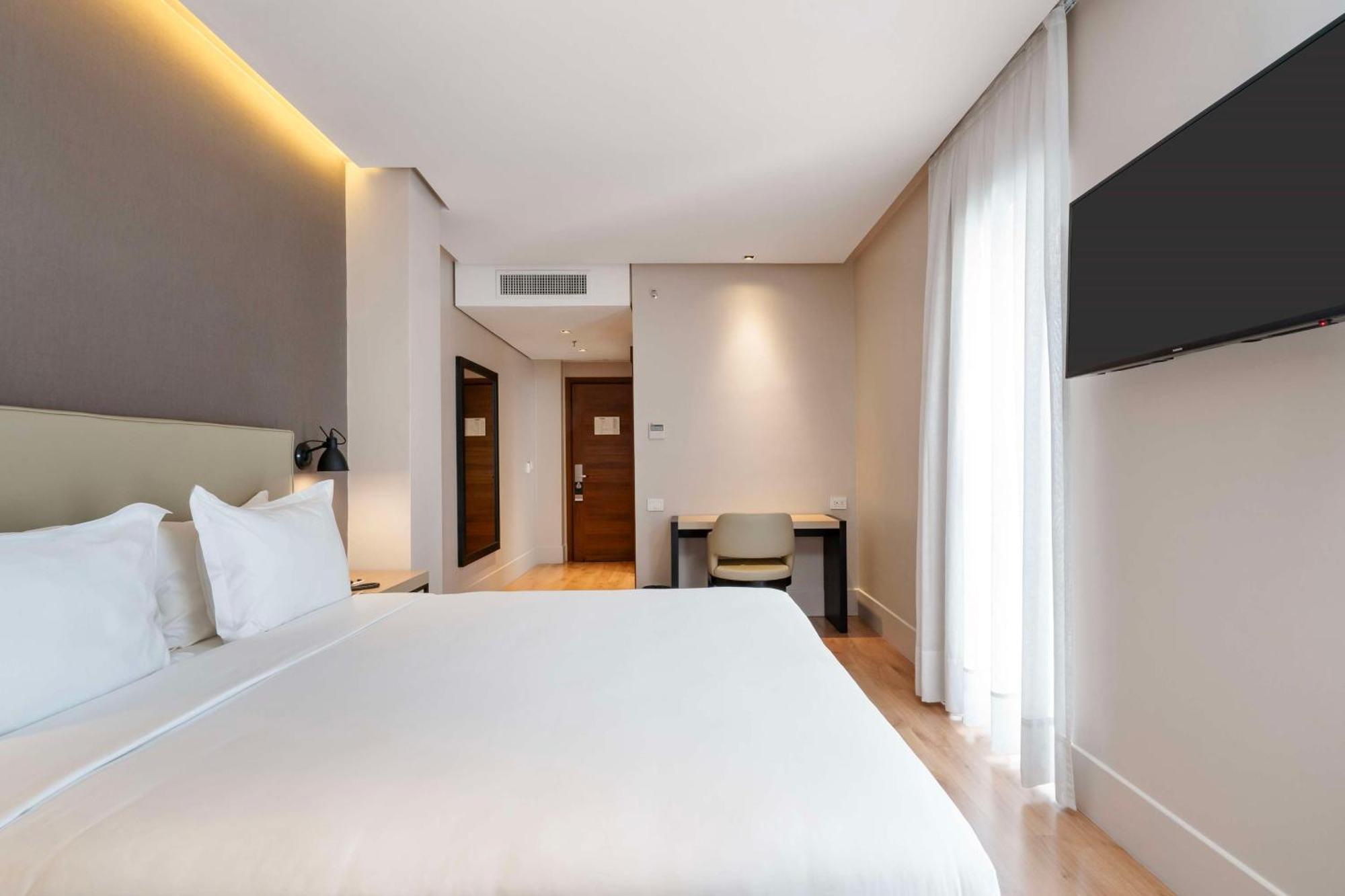 Palmaroga Hotel Asuncion, Tapestry Collection By Hilton 외부 사진